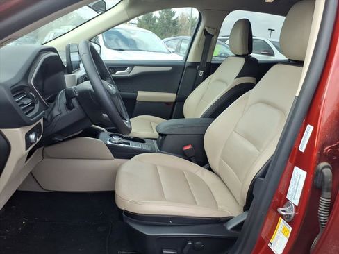 Used 2020 Ford Escape SEL image 29