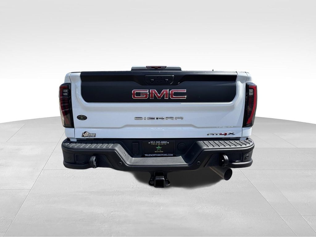 Used 2025 GMC Sierra 2500 AT4X w/ AT4X AEV Edition AWD/4WD image 8