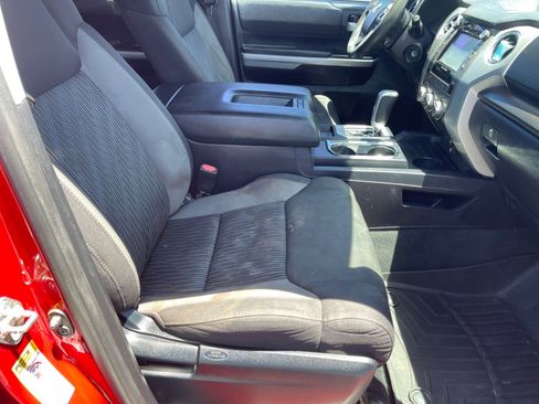 Used 2017 Toyota Tundra SR5 w/ SR5 Upgrade Package RWD image 19