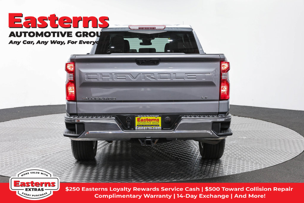 Used 2023 Chevrolet Silverado 1500 LT AWD/4WD image 7