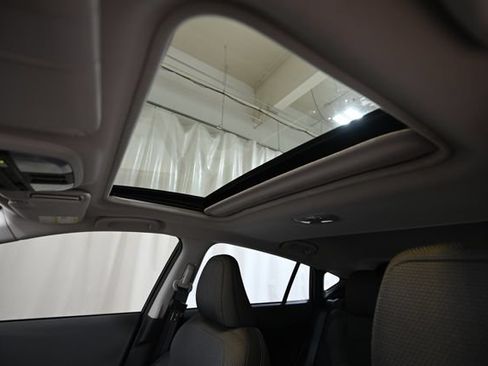 Certified 2024 Subaru Crosstrek 2.0i Premium AWD/4WD image 19