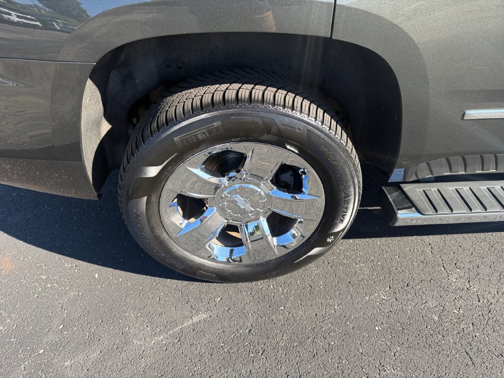 Certified 2019 Chevrolet Tahoe LT w/ LT Signature Package AWD/4WD image 29