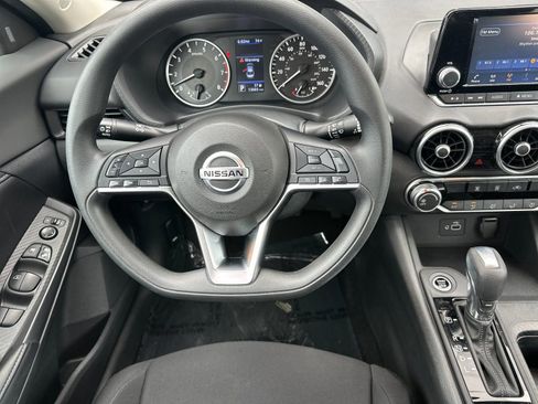 Used 2022 Nissan Sentra S image 14