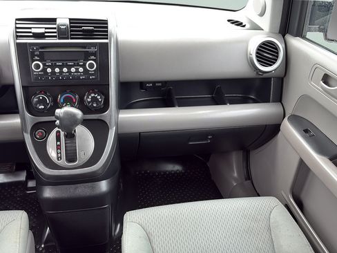 Used 2009 Honda Element EX image 17