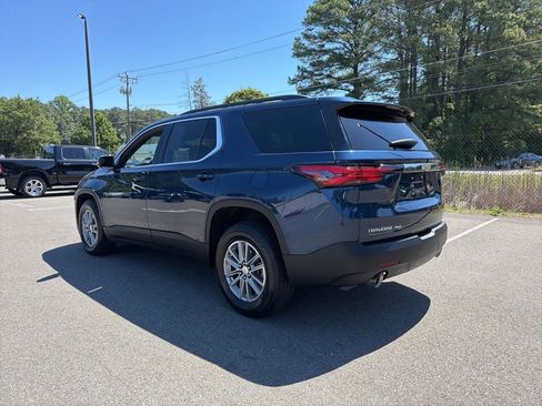 Used 2023 Chevrolet Traverse LT AWD/4WD image 7