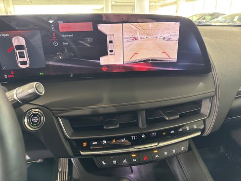 Used 2025 Cadillac CT5 V image 25