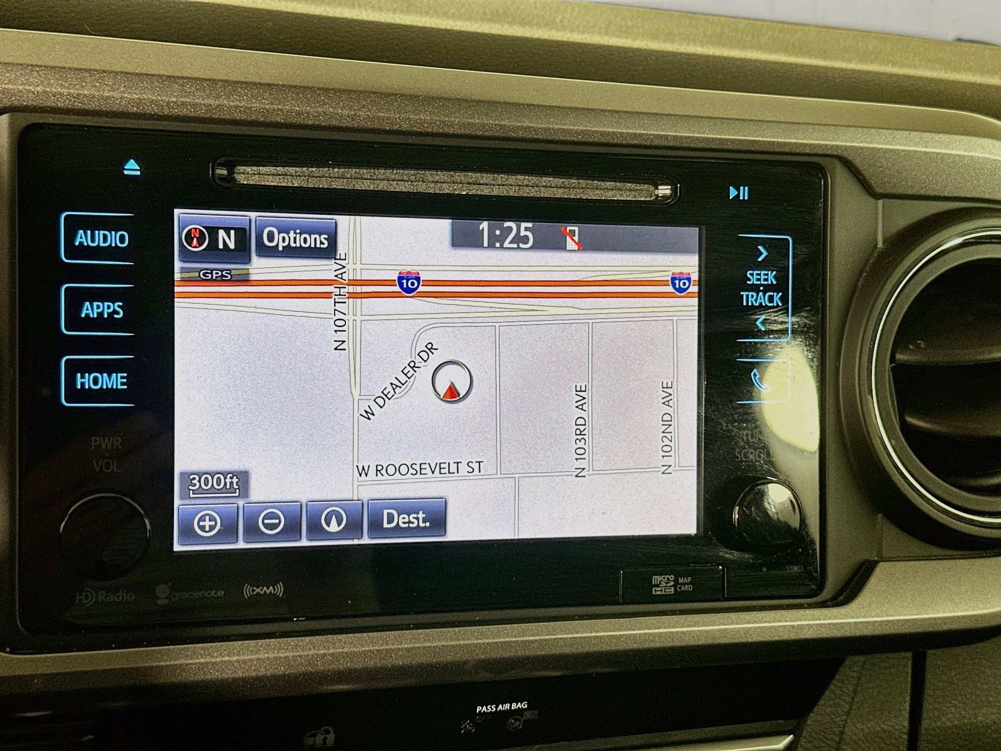 Used 2018 Toyota Tacoma SR5 RWD image 21