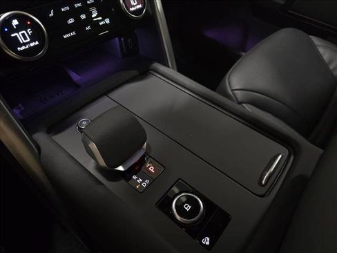 New 2026 Land Rover Discovery S AWD/4WD image 26