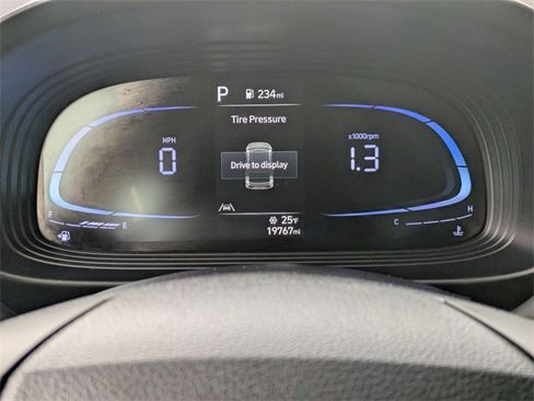 Certified 2023 Hyundai Venue SE w/ Cargo Package image 20