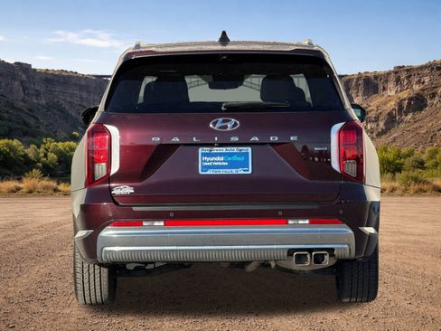 Used 2024 Hyundai Palisade Calligraphy AWD/4WD image 4