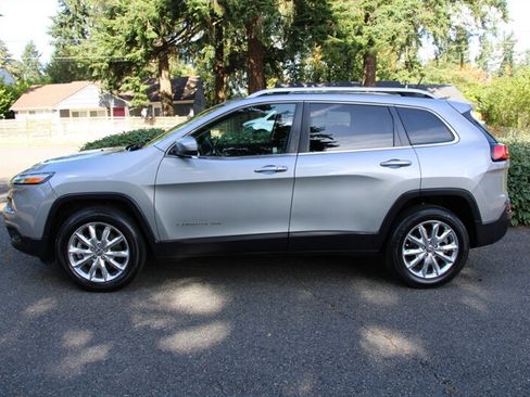 Used 2014 Jeep Cherokee Limited image 14