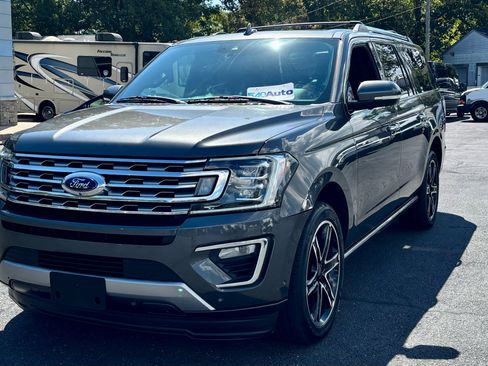Used 2019 Ford Expedition Max Limited w/ Texas Edition Package image 2