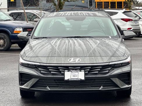 New 2026 Hyundai Elantra Limited image 3