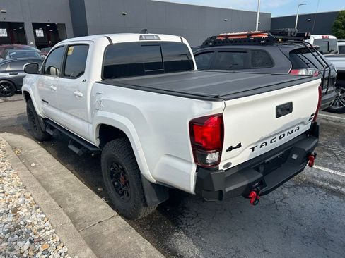 Used 2023 Toyota Tacoma SR5 AWD/4WD image 4