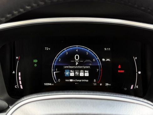 Used 2024 Toyota Corolla Cross XLE w/ Convenience Package image 36