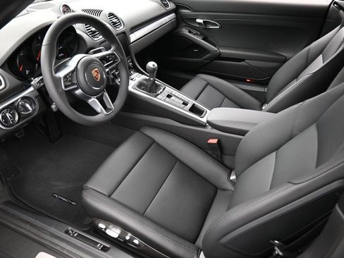 New 2025 Porsche 718 Boxster image 4