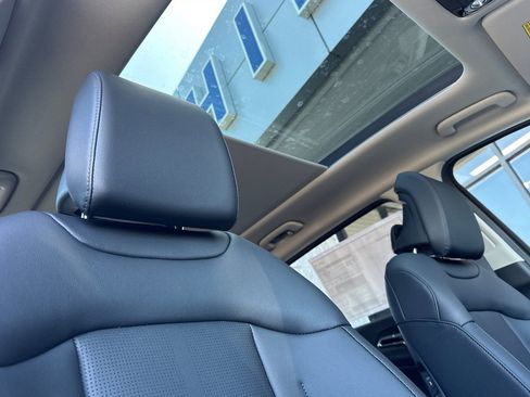 New 2026 Kia Sportage EX AWD/4WD image 17