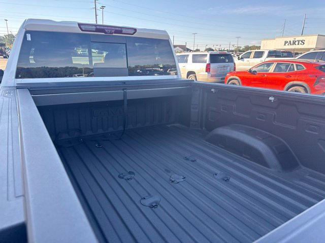 Used 2025 GMC Sierra 2500 Denali w/ Technology Package AWD/4WD image 11