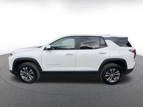 Used 2025 Chevrolet Equinox LT image 9