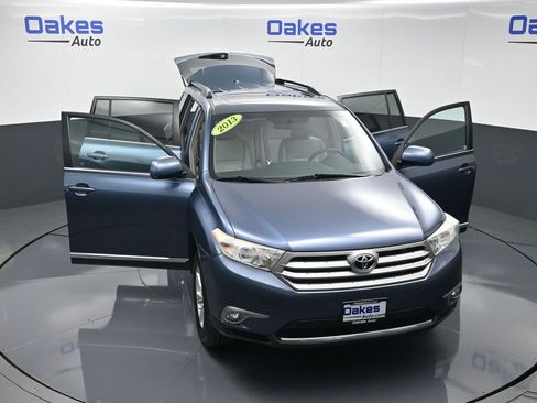 Used 2013 Toyota Highlander SE AWD/4WD image 57