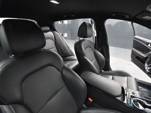 Certified 2020 Kia Stinger GT-Line image 17