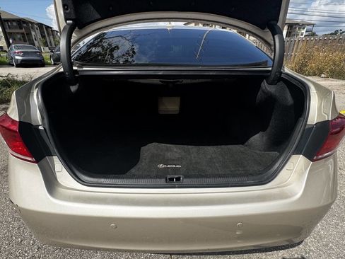 Used 2012 Lexus ES 350 w/ Preferred Accessory Pkg image 40