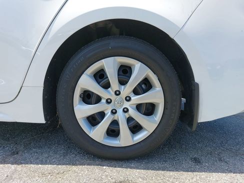 Used 2020 Toyota Corolla LE w/ Carpet Mat Package (TMS) FWD image 7