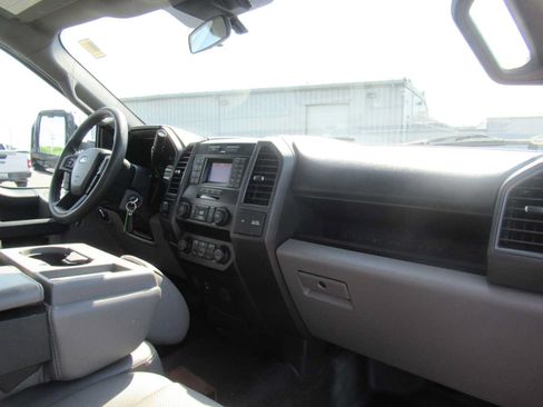 Used 2022 Ford F350 XL w/ Power Equipment Group AWD/4WD image 21