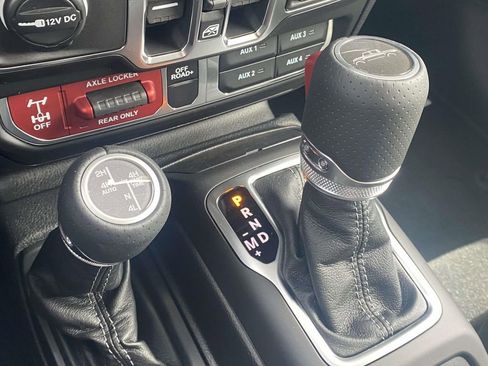 New 2026 Jeep Gladiator Mojave AWD/4WD image 25