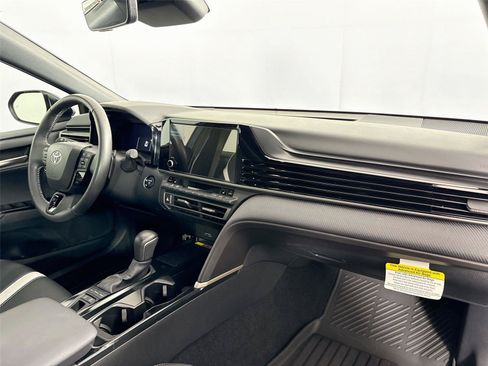 Certified 2025 Toyota Camry SE w/ Convenience Package FWD image 44
