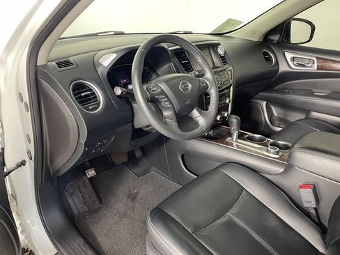 Used 2015 Nissan Pathfinder SL w/ SL Premium Package AWD/4WD image 3