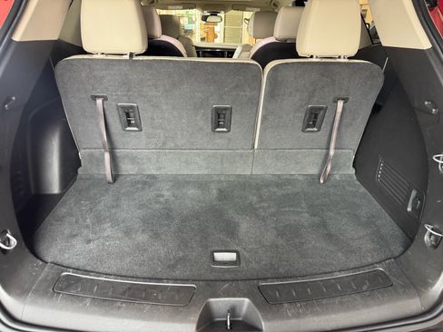 Used 2019 Buick Enclave Essence w/ Trailering Package, 5000 lbs. AWD/4WD image 9