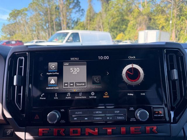 Used 2025 Nissan Frontier PRO-4X AWD/4WD image 4