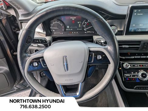 Used 2020 Lincoln Corsair Reserve w/ Equipment Group 201A image 8