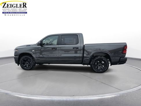 New 2026 RAM 1500 4x4 Crew Cab image 8