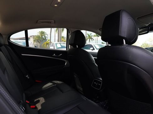 Used 2020 Genesis G70 2.0T RWD image 18