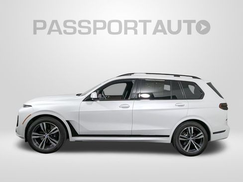 Used 2026 BMW X7 xDrive40i AWD/4WD image 2