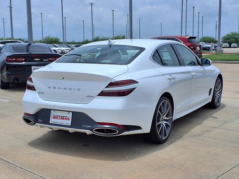 Used 2024 Genesis G70 2.5T AWD/4WD image 7