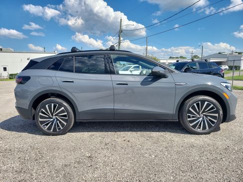 New 2025 Volkswagen ID.4 Pro image 5