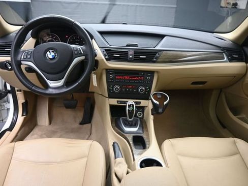 Used 2015 BMW X1 xDrive28i AWD/4WD image 9