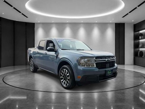 Used 2024 Ford Maverick Lariat w/ 4K Tow Package AWD/4WD image 4