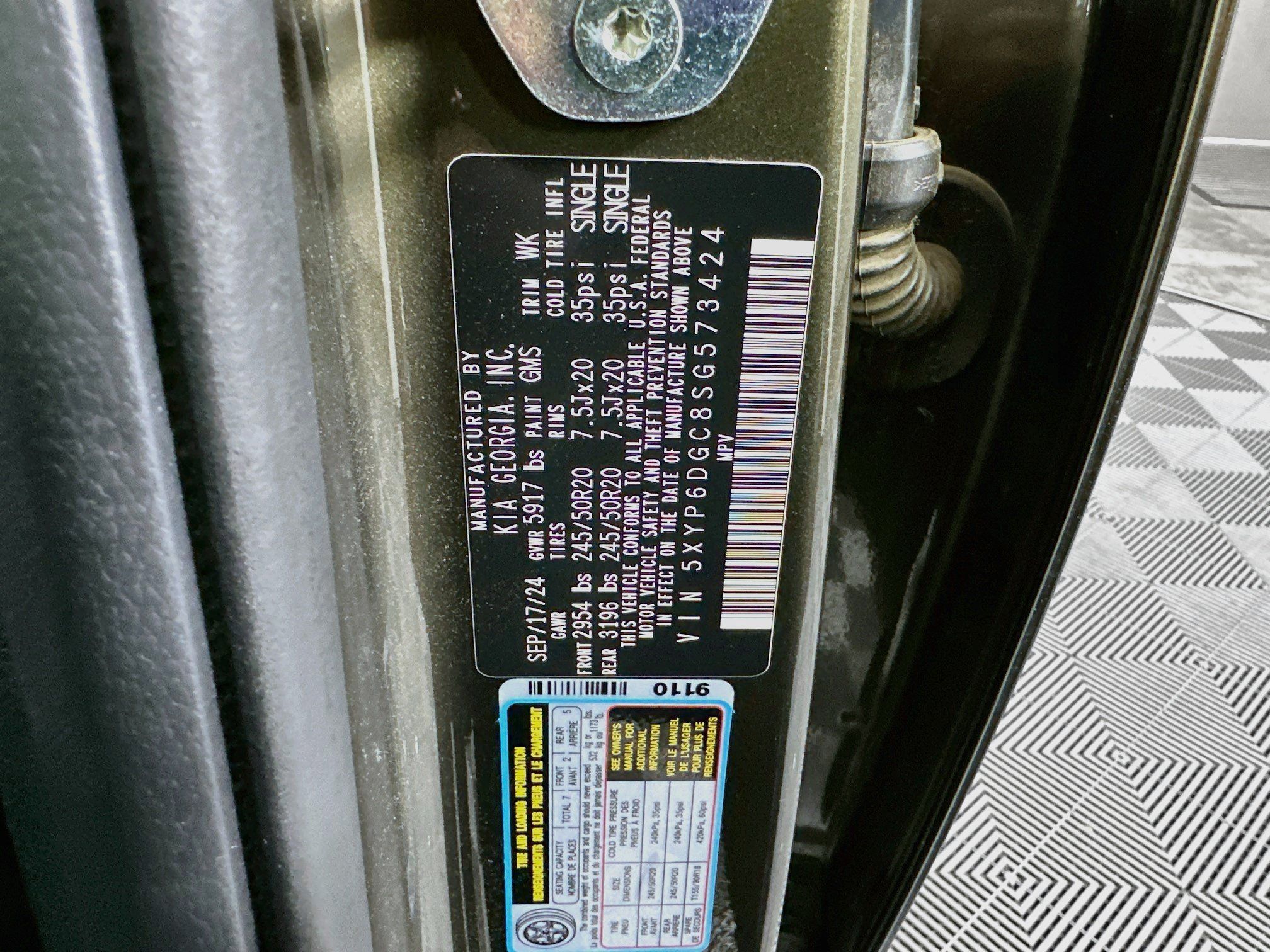 Used 2025 Kia Telluride S AWD/4WD image 12
