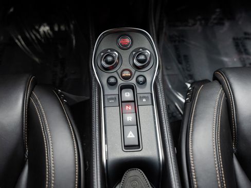 Used 2017 McLaren 570S Coupe image 55