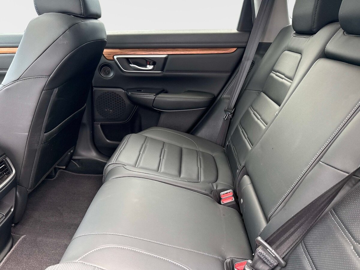 Used 2020 Honda CR-V Touring image 13