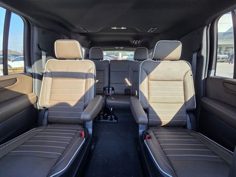New 2026 GMC Yukon XL Denali Ultimate AWD/4WD image 30