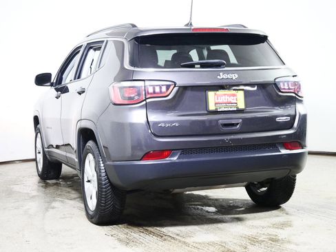 Used 2018 Jeep Compass Latitude w/ Popular Equipment Group image 5