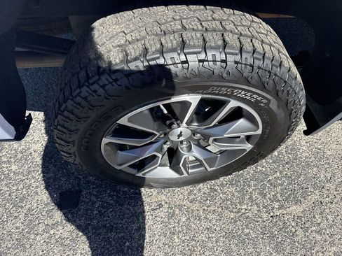 Certified 2022 Chevrolet Silverado 1500 RST image 40