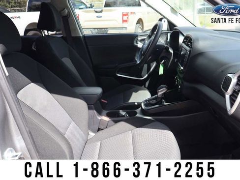 Used 2023 Kia Soul LX image 23