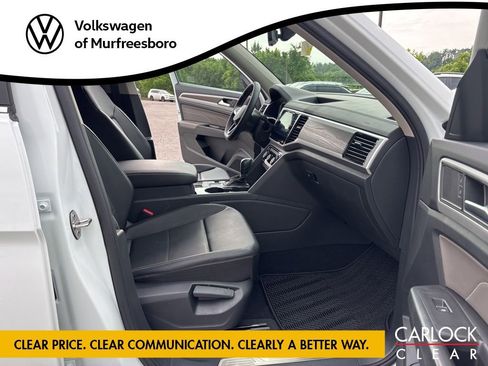 Used 2023 Volkswagen Atlas SE w/ Panoramic Sunroof Package FWD image 24