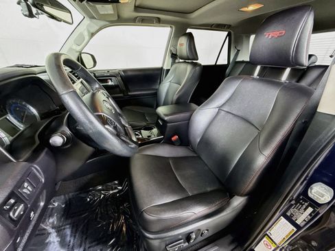 Used 2017 Toyota 4Runner TRD Off-Road Premium AWD/4WD image 5